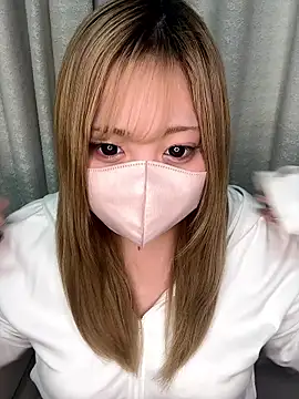 Snapshot of Chua-chan chatting on November 3, 2025, 4:08 pm Chua-chan online show from November 3, 2025, 4:08 pm