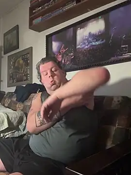 Stephanie1984 online show from December 3, 2025, 3:36 am