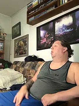 Stephanie1984 online show from December 5, 2025, 5:31 pm