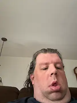 Stephanie1984 online show from April 9, 2026, 11:59 am