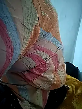 Snapshot of sexy__girls98 chatting on October 16, 2025, 1:01 pm sexy girls98 online show from October 16, 2025, 1:01 pm