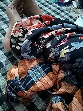 Snapshot of sexy__girls98 chatting on November 7, 2025, 10:43 pm sexy girls98 online show from November 7, 2025, 10:43 pm