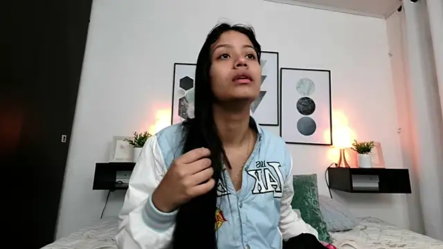 Rodriguez Gabi online show from September 13, 2025, 12:05 pm