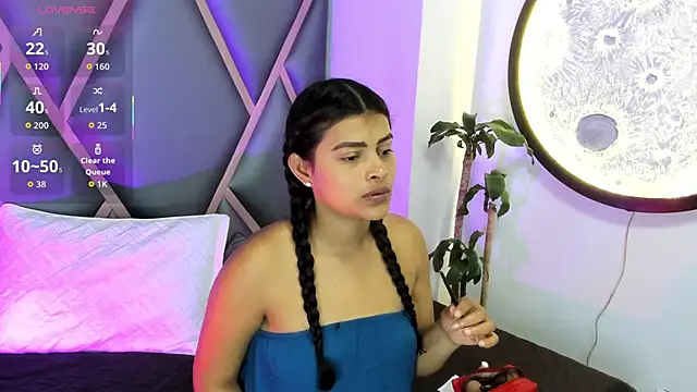 Miaa Rosse online show from November 19, 2025, 11:43 am