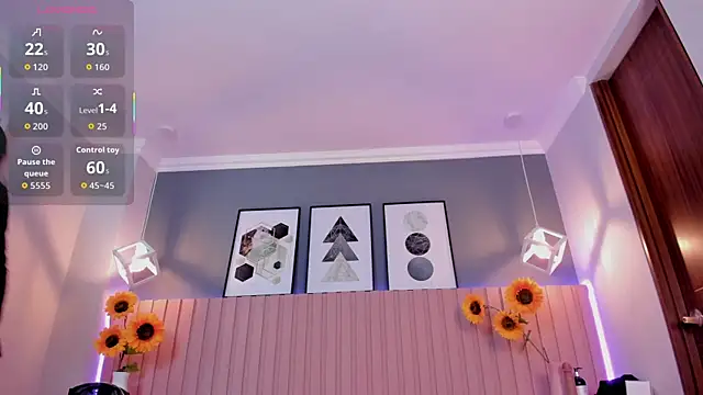 Nina Ford online show from February 14, 2026, 3:14 am