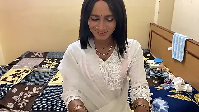 LuvLayla online show from February 6, 2026, 5:38 pm