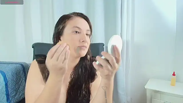 Eva contrer7 online show from November 8, 2025, 3:50 am