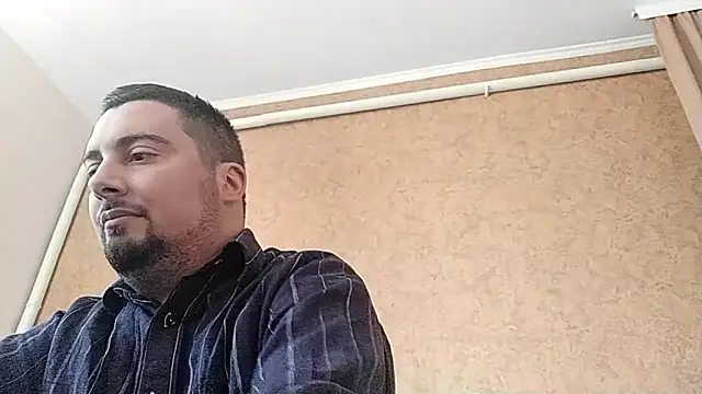 Joseph1Arnold online show from September 27, 2025, 12:32 pm