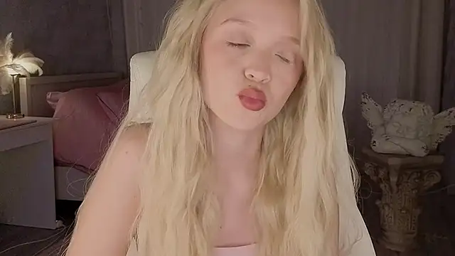 I am joss online show from June 19, 2026, 9:18 pm