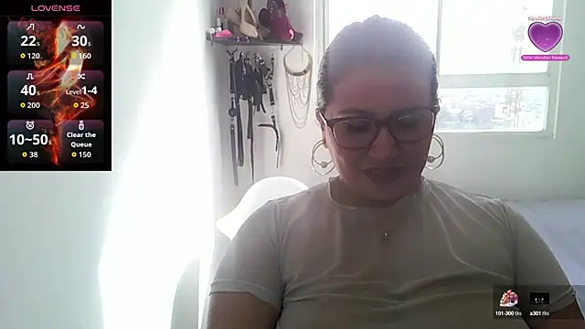 Vesper Vixen online show from September 13, 2025, 12:49 pm