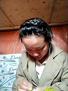 liu-liusexy online show from September 29, 2025, 5:23 am