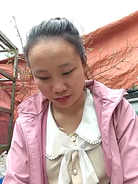 Snapshot of liu-liusexy chatting on February 24, 2026, 3:04 am liu-liusexy online show from February 24, 2026, 3:04 am