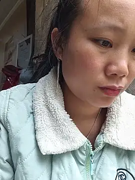 liu-liusexy online show from May 11, 2026, 12:49 am