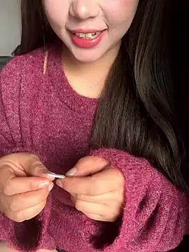 SarahBeii online show from January 14, 2026, 4:40 am