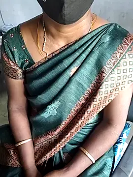 Snapshot of umashreetamil chatting on September 10, 2025, 5:40 am umashreetamil online show from September 10, 2025, 5:40 am