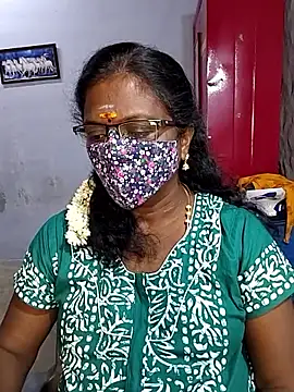 Snapshot of umashreetamil chatting on September 25, 2025, 4:16 am umashreetamil online show from September 25, 2025, 4:16 am