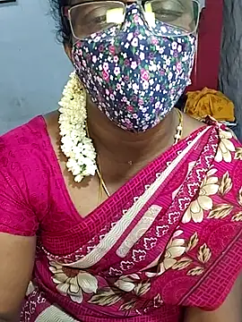 Snapshot of umashreetamil chatting on September 25, 2025, 4:21 pm umashreetamil online show from September 25, 2025, 4:21 pm