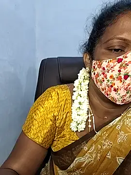 Snapshot of umashreetamil chatting on October 6, 2025, 2:20 am umashreetamil online show from October 6, 2025, 2:20 am