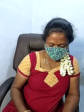 Snapshot of umashreetamil chatting on October 8, 2025, 3:31 pm umashreetamil online show from October 8, 2025, 3:31 pm