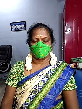 Snapshot of umashreetamil chatting on October 13, 2025, 4:56 am umashreetamil online show from October 13, 2025, 4:56 am