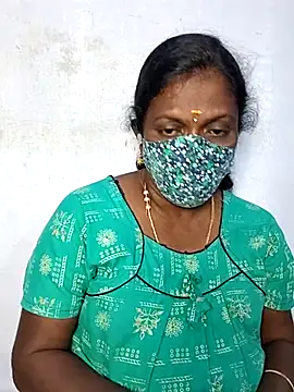 Snapshot of umashreetamil chatting on October 16, 2025, 4:19 pm umashreetamil online show from October 16, 2025, 4:19 pm