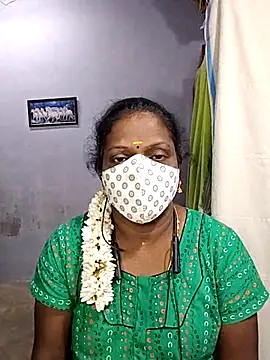 Snapshot of umashreetamil chatting on November 2, 2025, 1:30 am umashreetamil online show from November 2, 2025, 1:30 am