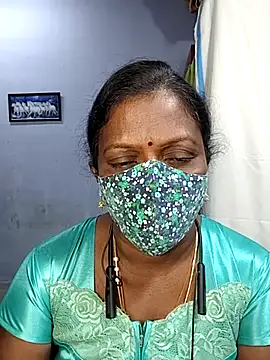 Snapshot of umashreetamil chatting on November 9, 2025, 12:42 am umashreetamil online show from November 9, 2025, 12:42 am