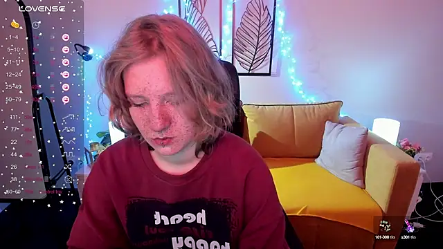 Snapshot of Hailey_Foxy chatting on October 12, 2025, 8:57 am Hailey Foxy online show from October 12, 2025, 8:57 am