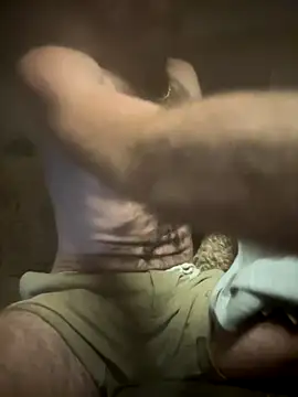 hungspundick1 online show from October 19, 2025, 6:58 am