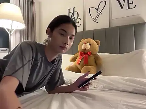 Snapshot of yourladycess_ chatting on February 11, 2026, 12:54 pm yourladycess online show from February 11, 2026, 12:54 pm