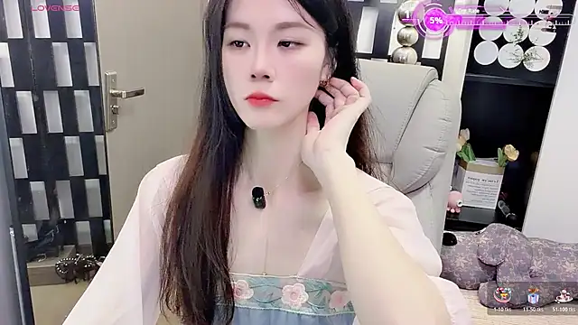 Yueyue-MM online show from June 30, 2026, 1:50 am