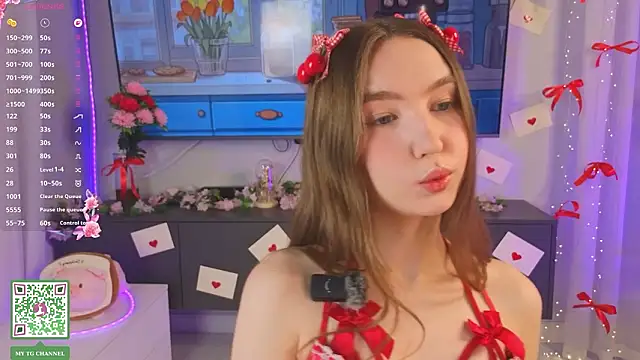 ElfredaTupy online show from March 8, 2026, 7:17 pm