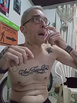 dinho carioca online show from March 8, 2026, 11:58 am