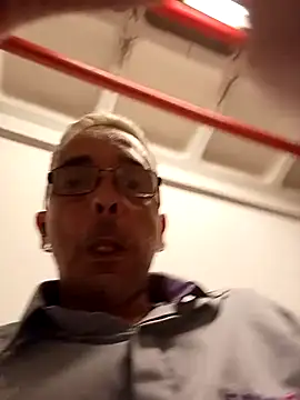 dinho carioca online show from March 10, 2026, 5:29 pm