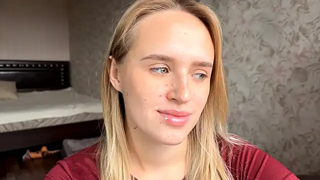 Snapshot of ElisabetLorney chatting on October 18, 2025, 8:04 am ElisabetLorney online show from October 18, 2025, 8:04 am