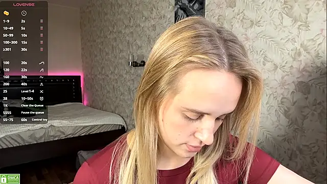 Snapshot of ElisabetLorney chatting on October 27, 2025, 8:07 am ElisabetLorney online show from October 27, 2025, 8:07 am