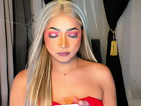 WenceSmith online show from October 13, 2025, 1:55 pm