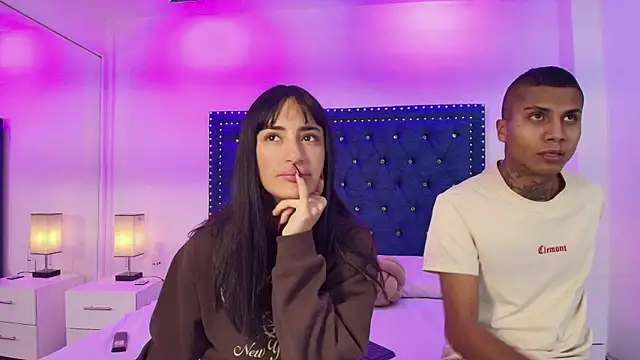 Damian and roxanne online show from March 21, 2026, 12:43 pm