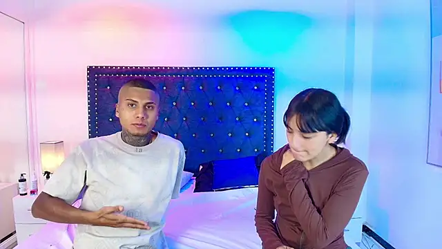 Damian and roxanne online show from April 10, 2026, 12:43 pm