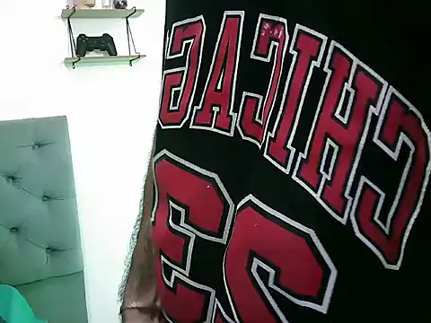 g0lden boss online show from October 3, 2025, 2:30 am