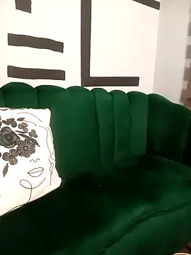 Snapshot of mojeemore chatting on April 8, 2026, 7:03 pm mojeemore online show from April 8, 2026, 7:03 pm