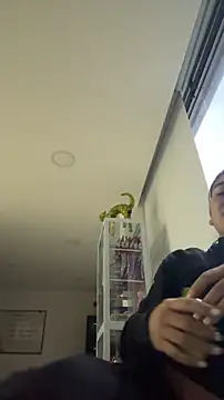 Scarlett 12 online show from October 8, 2025, 12:03 pm