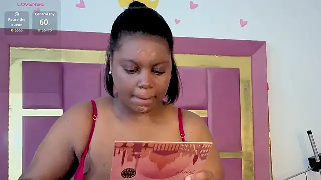 PenelopeBoobss online show from June 23, 2026, 8:40 pm