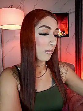  Denisse444 online show from April 5, 2026, 8:39 pm