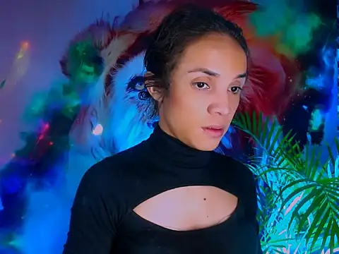 Cristal Gem1 online show from September 25, 2025, 5:27 pm