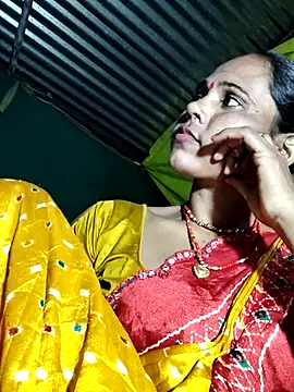 Snapshot of Pooja750 chatting on September 28, 2025, 2:22 pm Pooja750 online show from September 28, 2025, 2:22 pm