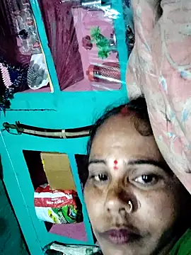 Snapshot of Pooja750 chatting on October 24, 2025, 8:49 pm Pooja750 online show from October 24, 2025, 8:49 pm