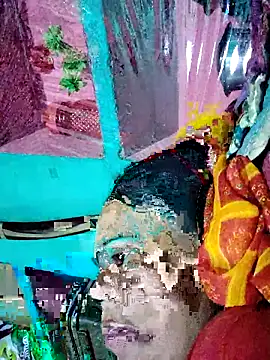 Snapshot of Pooja750 chatting on November 6, 2025, 10:27 am Pooja750 online show from November 6, 2025, 10:27 am