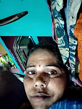 Snapshot of Pooja750 chatting on November 8, 2025, 6:29 pm Pooja750 online show from November 8, 2025, 6:29 pm