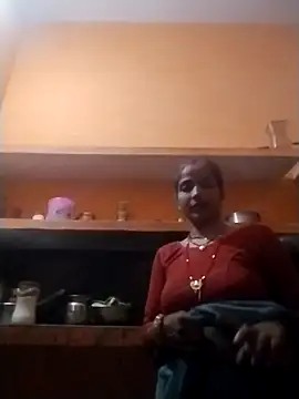 Miss 143 online show from September 18, 2025, 4:14 am